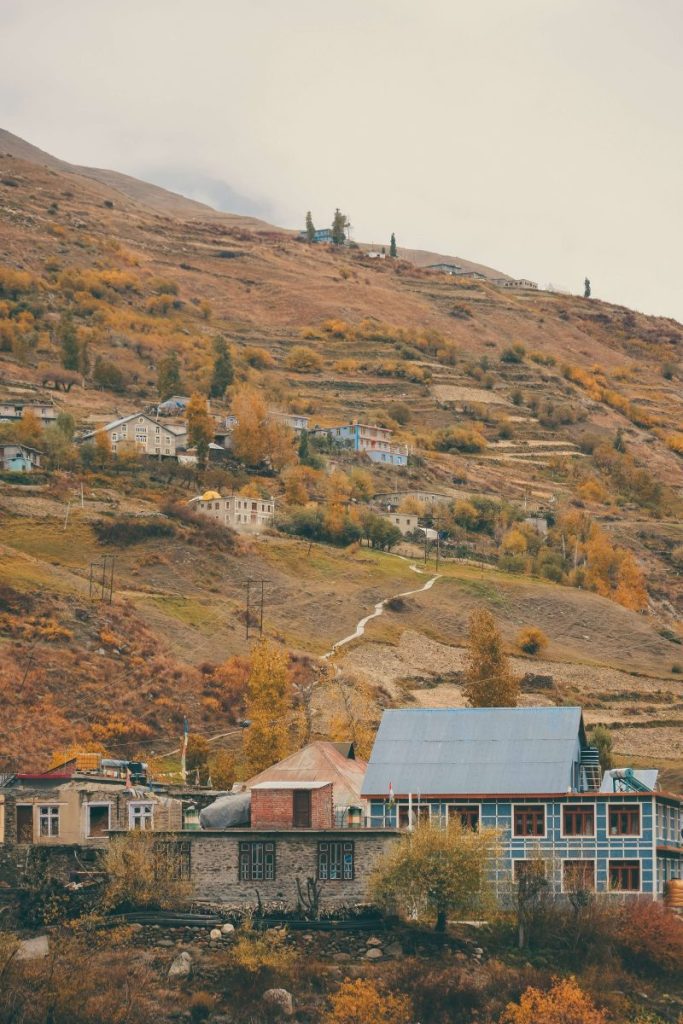 Sissu: Travel This Mesmerizing Land of Glaciers And Mountains